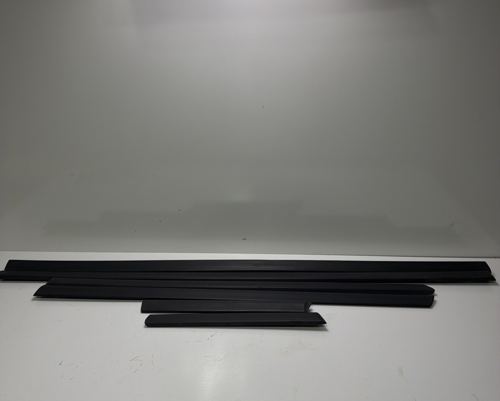OEM BMW E34 Door Side Molding Trim Set 8PCS LH RH Front Rear 1944941 1944942