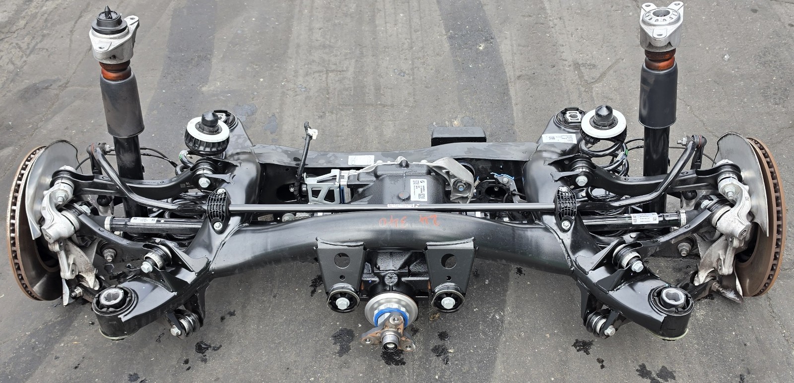 2020-2025 BMW M340i X-DRIVE COMPLETE REAR END SUSPENSION CARRIER ASSEMBLY OEM 2020-2025 BMW M340i X-DRIVE COMPLETE REAR END SUSPENSION CARRIER ASSEMBLY OEM