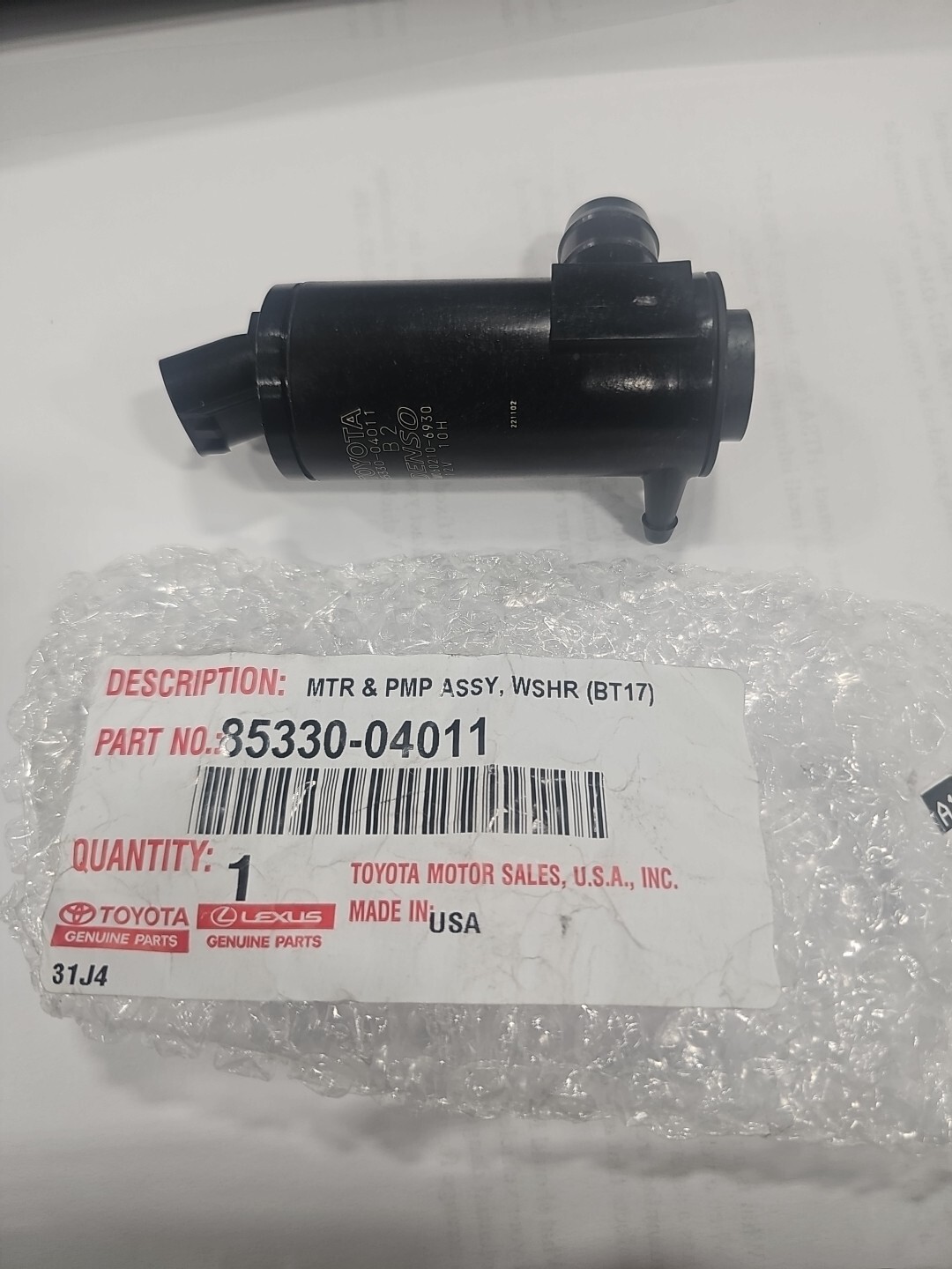 TOYOTA WASHER FLUID MOTOR PUMP OEM BRAND NEW WITH SEAL TOYOTA WASHER FLUID MOTOR PUMP OEM BRAND NEW WITH SEAL
