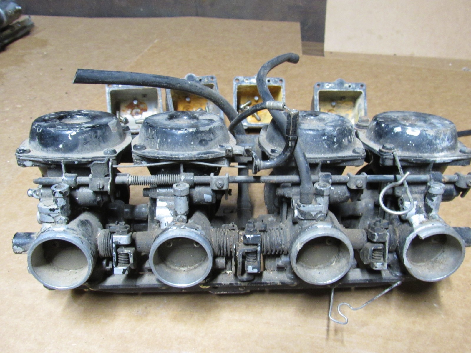 1984-85 SUZUKI GS1150 CARBS CARBURETORS 1984-85 SUZUKI GS1150 CARBS CARBURETORS