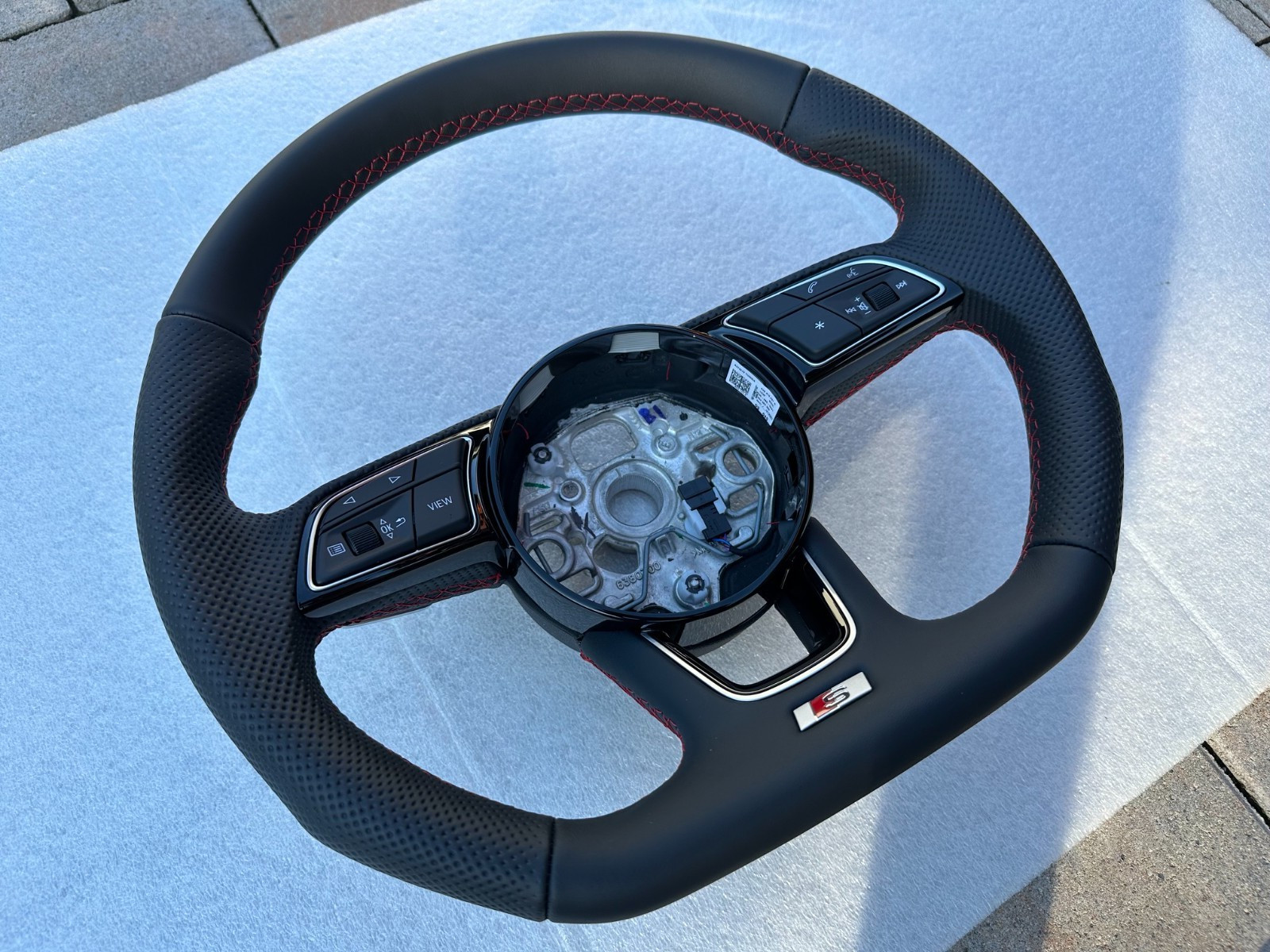 Original Audi A3 S3 RS3 S-Line Leather Steering Wheel paddles 8Y0419091Q LCW New