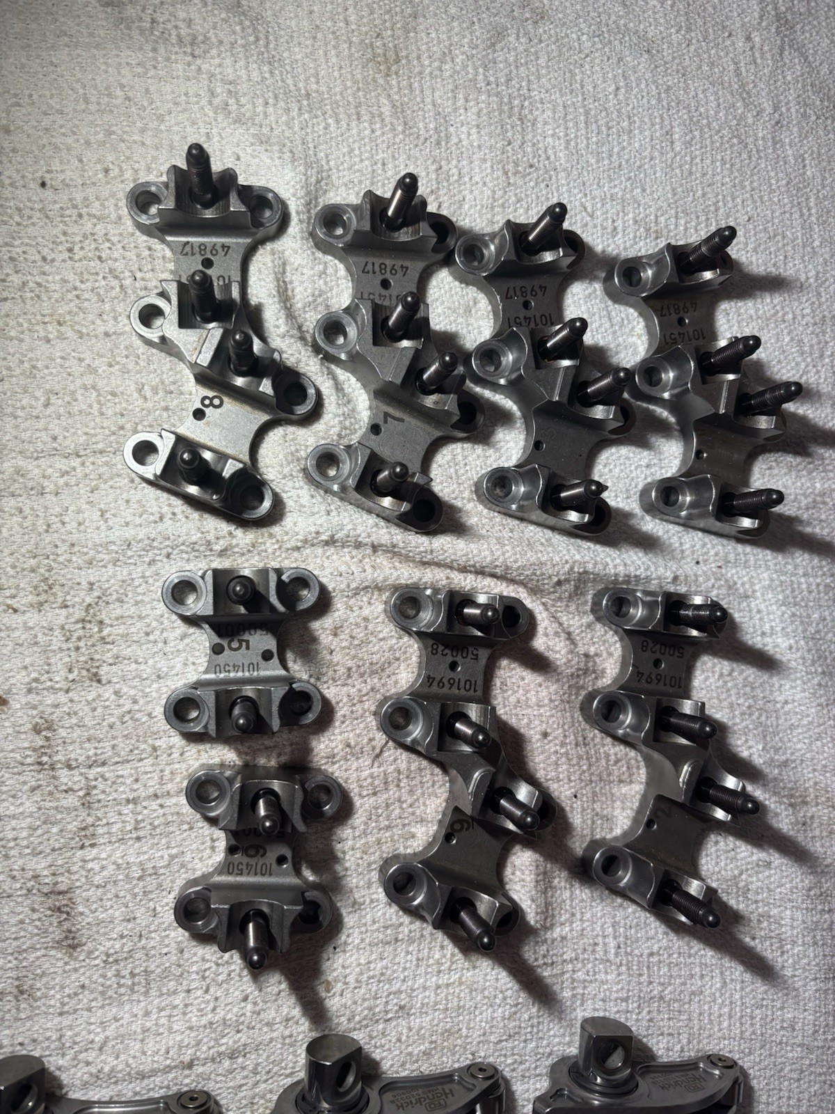 Hendrick Motorsports T&D Shaft Rocker Arms With Stands Valvetrain Components Hendrick Motorsports T&D Shaft Rocker Arms With Stands Valvetrain Components