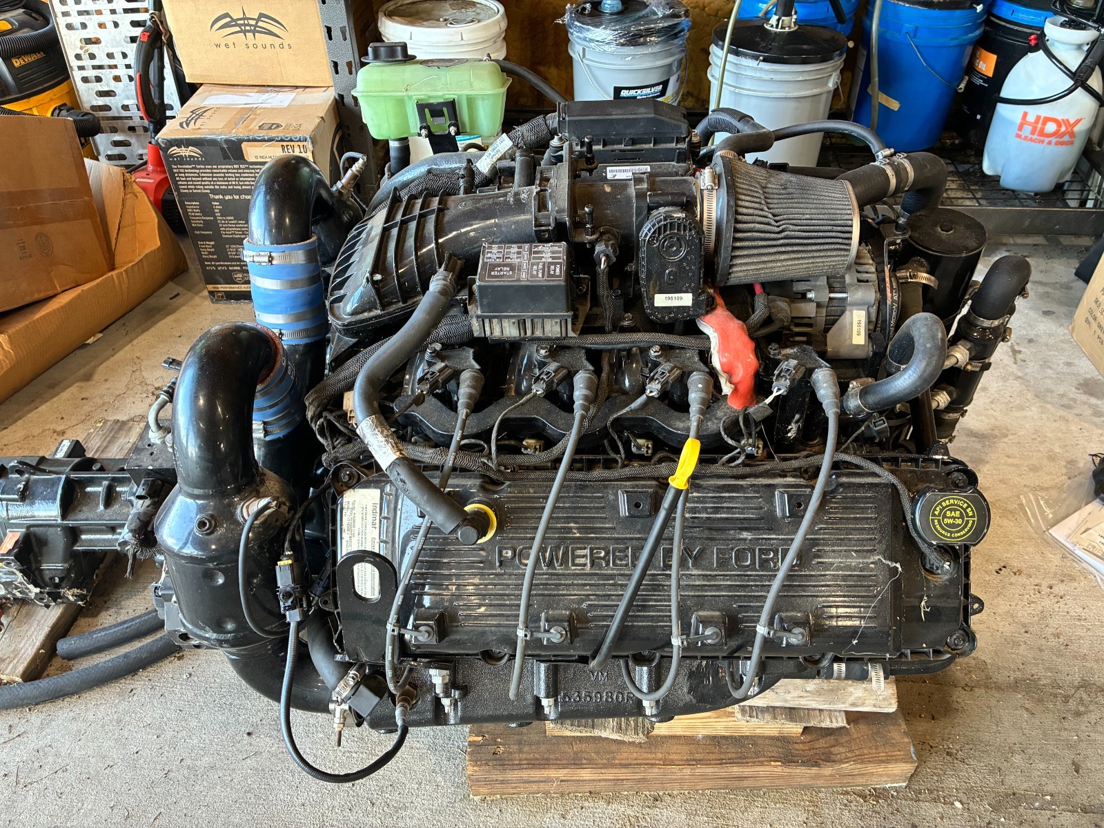 2015 LIKE NEW INDMAR RAPTOR ENGINE WITH TRANSMISSION 2015 LIKE NEW INDMAR RAPTOR ENGINE WITH TRANSMISSION