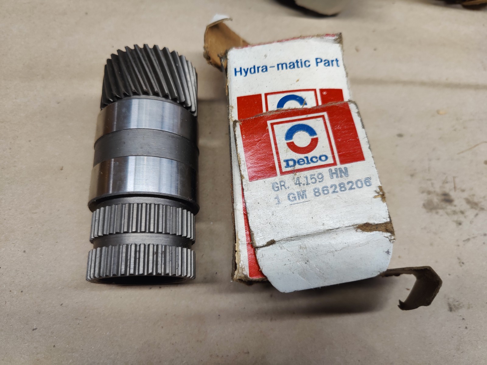 NOS OEM 1978-87 GM MV9 M29 Transmission Rear Sun Gear GM Delco 8628206
