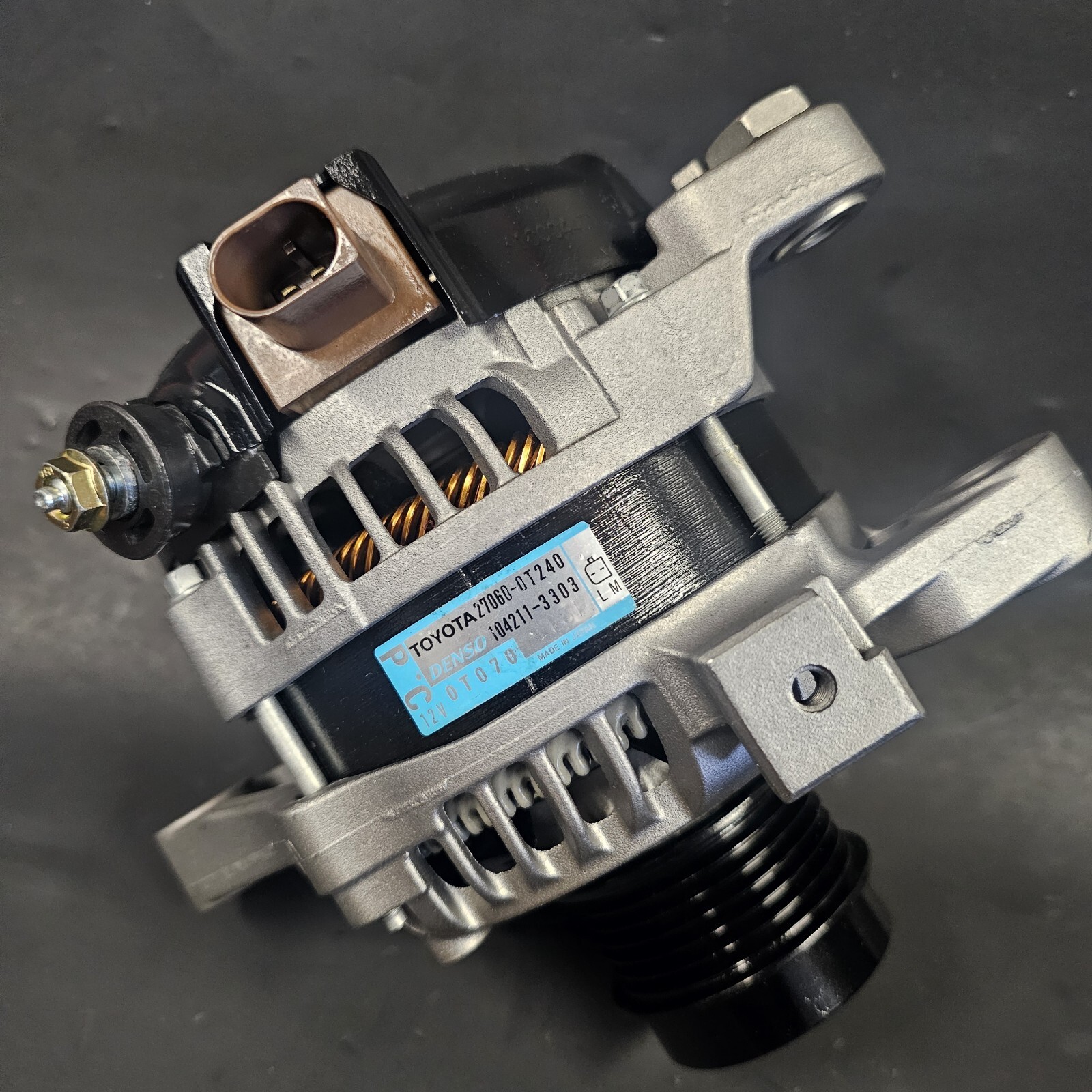 2014 to 2019 Toyota Corolla L4 1.8Lite 2ZR-FE Alternator Oem Reman by Rvv