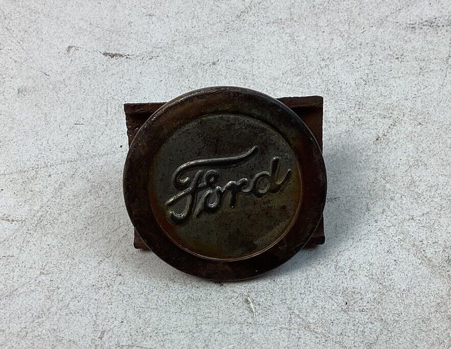 Small Vintage Ford Emblem