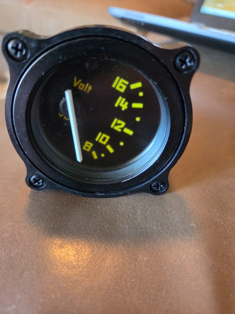 NEW Vintage VDO Jet Cockpit Bricklin Volt Meter Voltage Gauge 2 1/16” 52mm 12V NEW Vintage VDO Jet Cockpit Bricklin Volt Meter Voltage Gauge 2 1/16” 52mm 12V