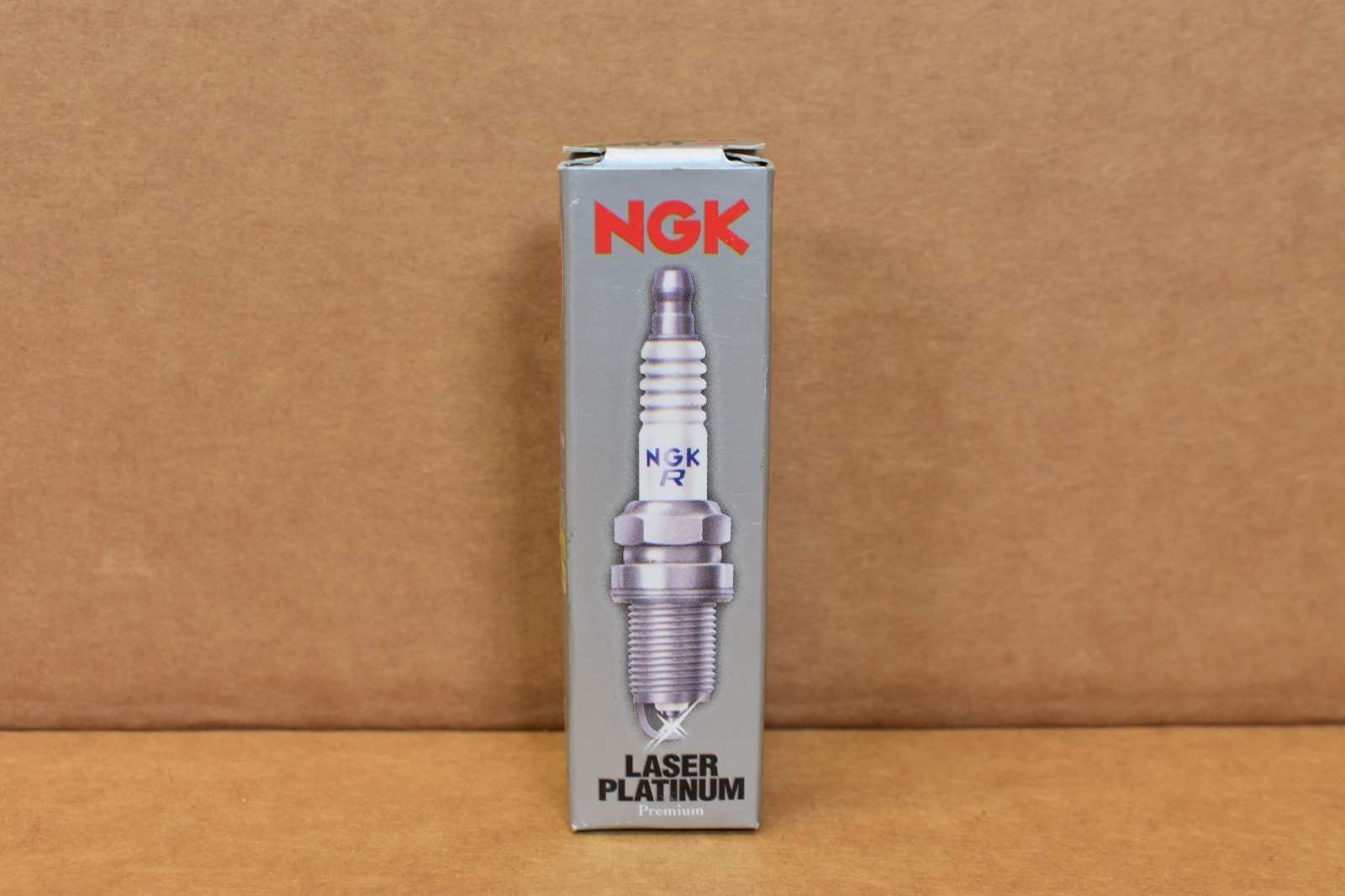 New NGK Laser Platinum Spark Plug 7696 PZFR6H 7696 PZFR6H Tune Up Spark plugs New NGK Laser Platinum Spark Plug 7696 PZFR6H 7696 PZFR6H Tune Up Spark plugs