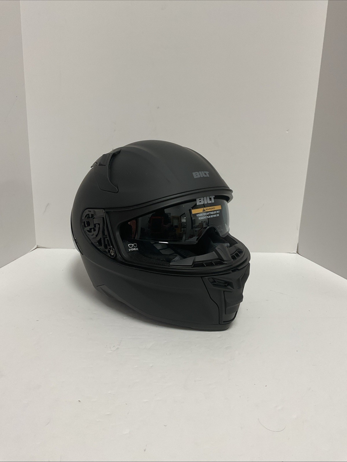 BILT Charger Helmet Matte Black - Small - DAMAGED