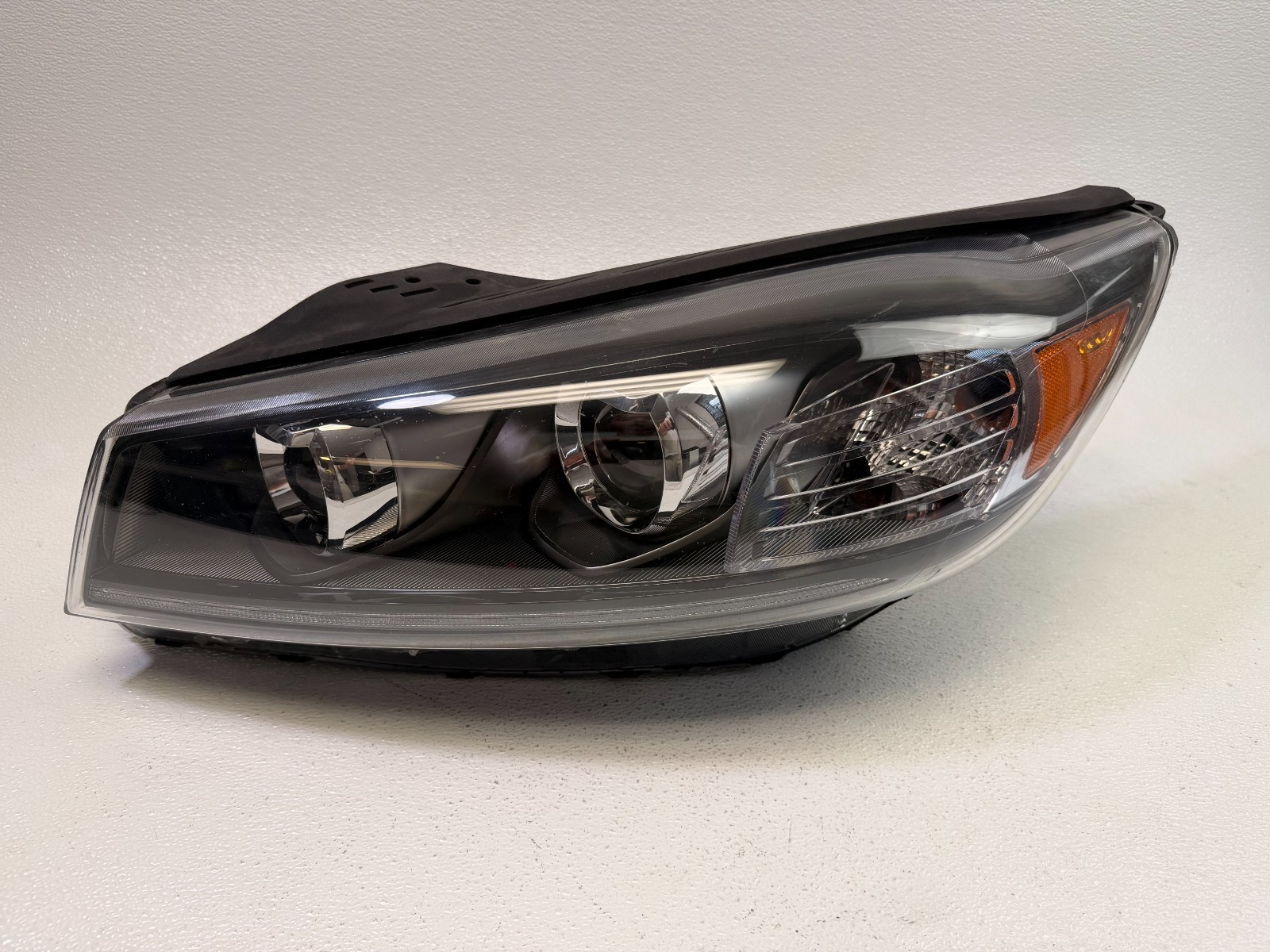 2019 2020 Kia Sorento Left Halogen Headlight OEM