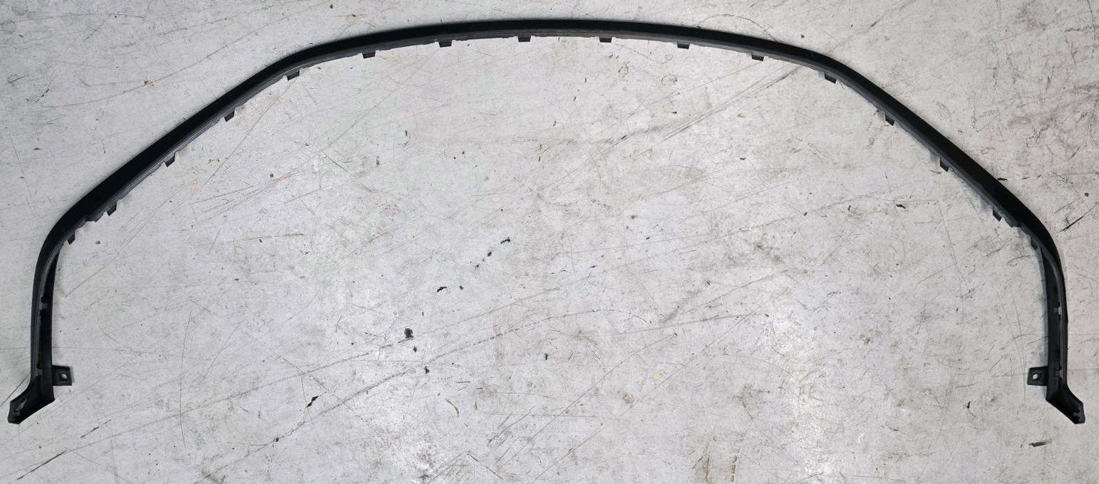 9GT807110A USED 2022 PORSCHE 992 GT3 Front Lip Spoiler *imperfections* 992.1