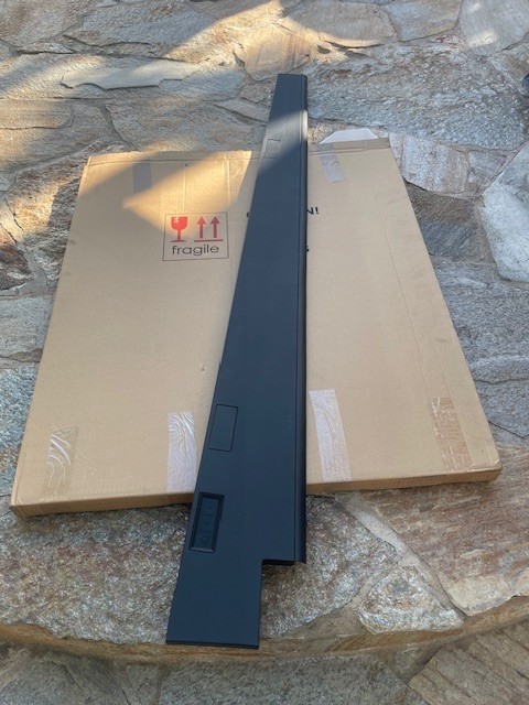 💥NEW 2024-25 Tesla Cybertruck Left Bedside Sail Applique 2009390-00-A OEM Gen 2