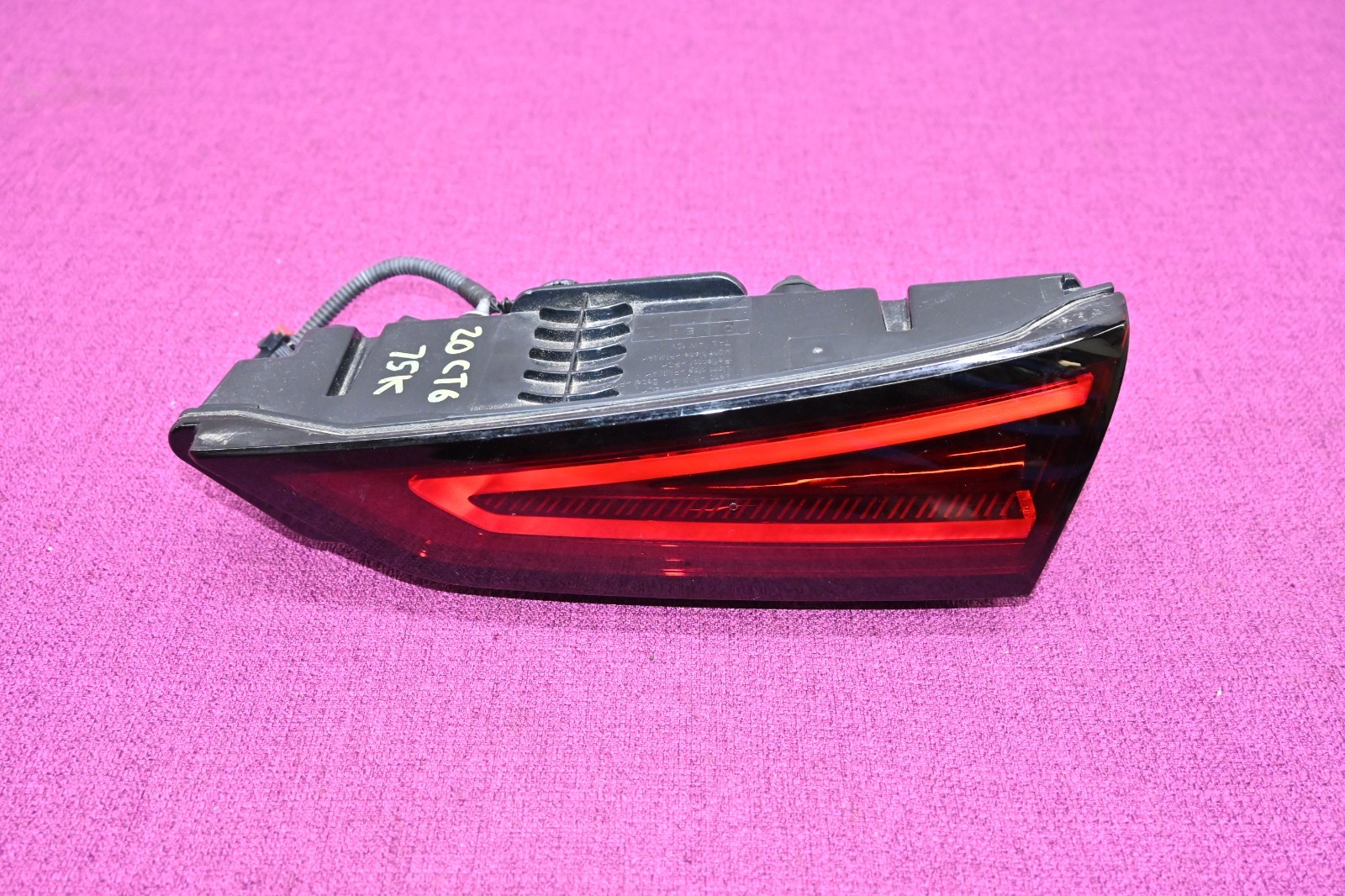 19-20 Cadillac CT6 Right Pass LED Inner Taillight Taillamp Brake Lamp Light OEM