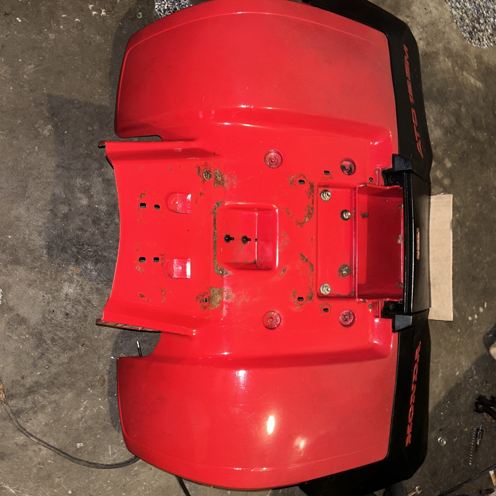 👀 NO CRACKS 84 85 Honda Atc125m Rear Fender Oem Atc 125m Mud Flaps Plastic Lid