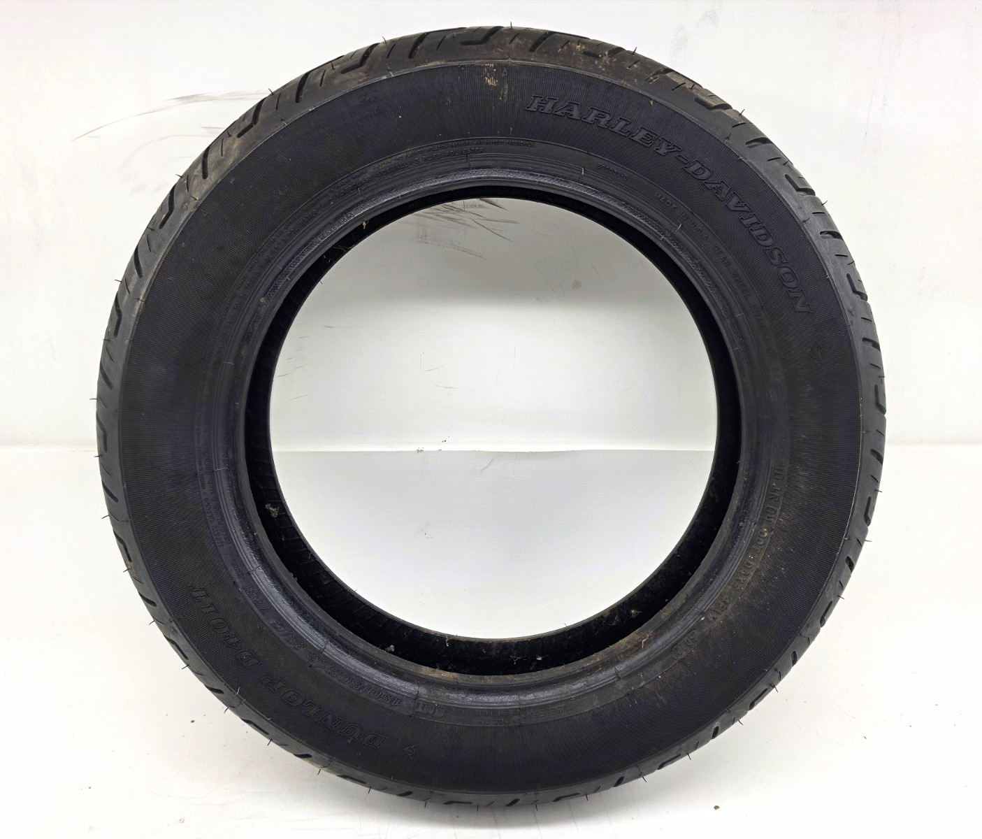 Dunlop D401T Harley Davidson 150/80B-16 77H Blackwall Rear Motorcycle Tire