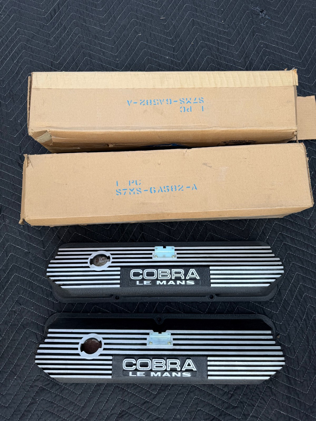 1967 FORD SHELBY GT500 428 COBRA LEMANS NOS S7MS-6A582-A VALVE COVER SET   F-A