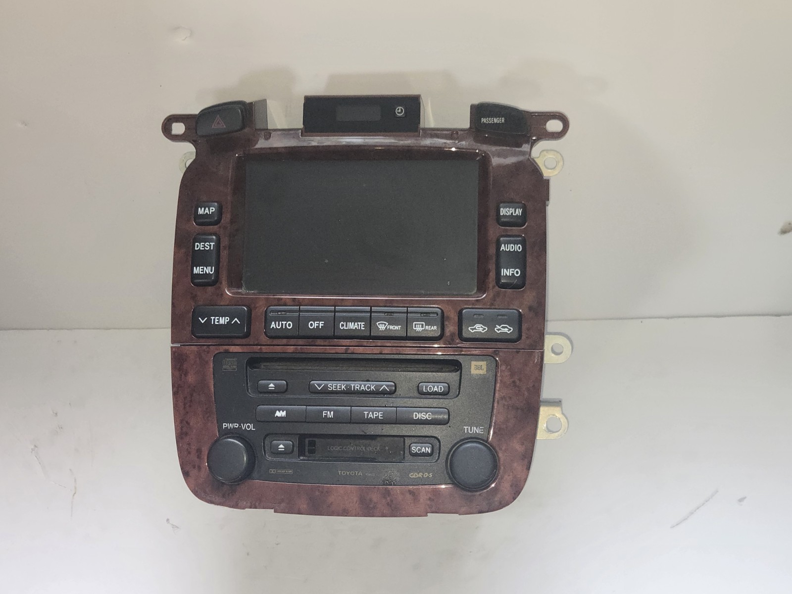 2004-2007 Toyota Highlander Radio Navigation Display Screen Climate Control OEM 2004-2007 Toyota Highlander Radio Navigation Display Screen Climate Control OEM