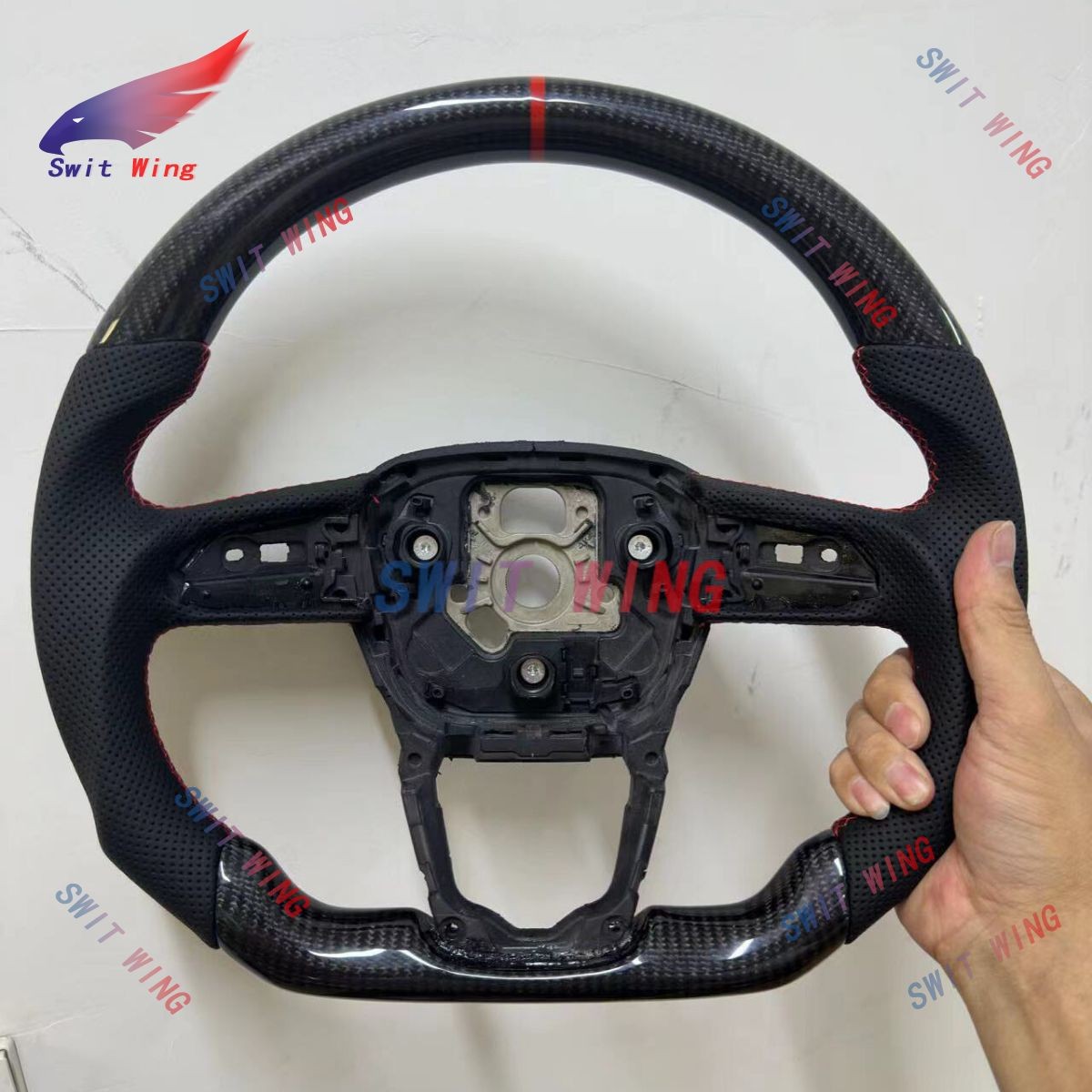 Perforated Leather Steering Wheel For Audi Q7 RSQ8 SQ7 2017+ Real Carbon Fiber