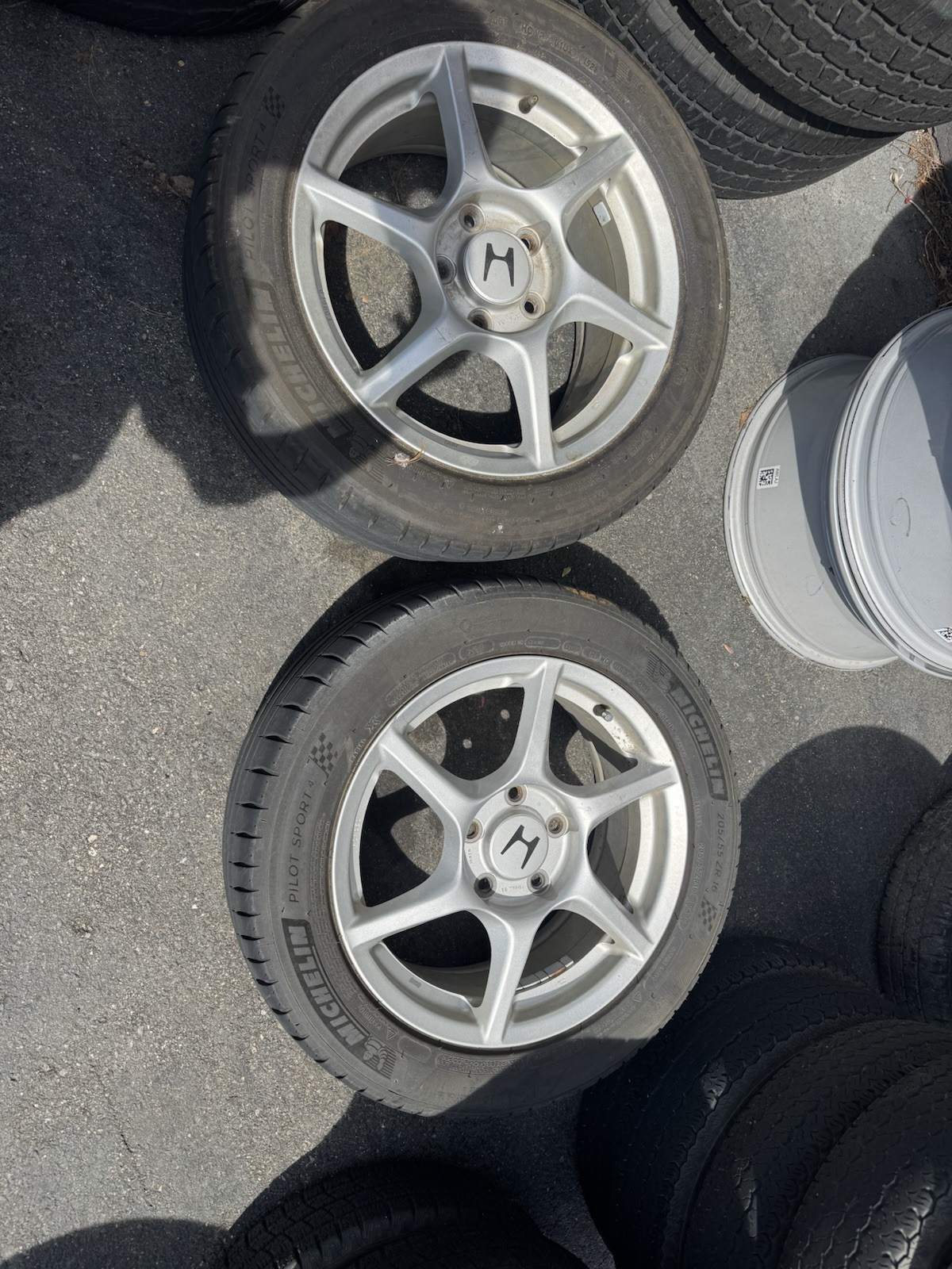 JDM Honda S2000 OEM BBS 16” RX078 RX079 Wheels 5x114.3 JDM Honda S2000 OEM BBS 16” RX078 RX079 Wheels 5x114.3