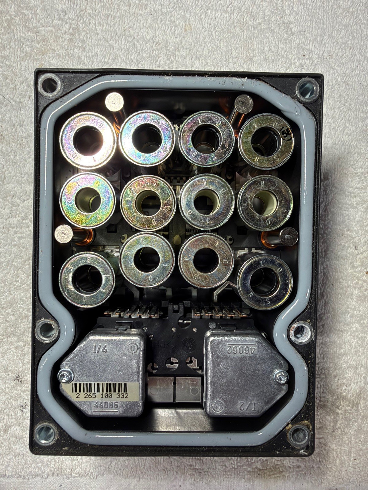 99-03 BMW E39 E38 740i 540i ABS Anti-lock Brake Pump Module DSC 0 265 950 002