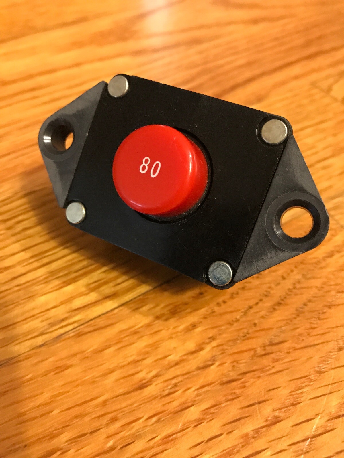 New Genuine Klixon SDLM-80 Sealed 80 Amp Circuit Breaker New Genuine Klixon SDLM-80 Sealed 80 Amp Circuit Breaker