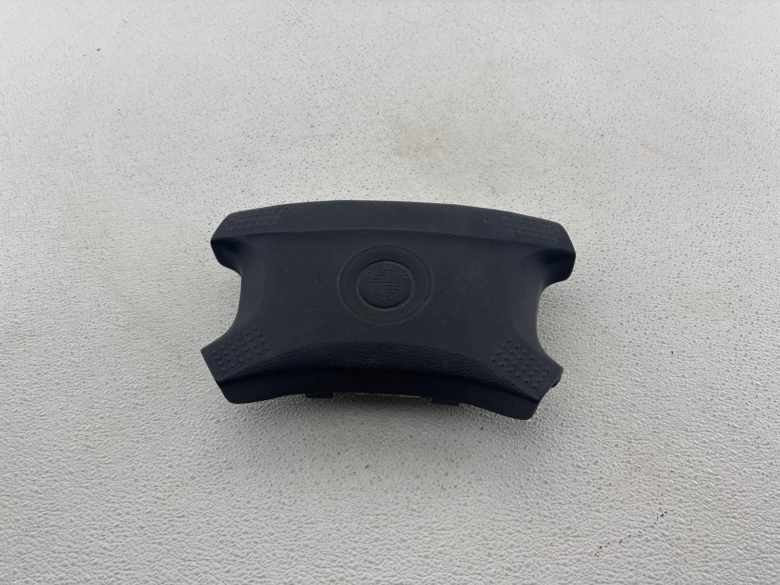 1991-1997 BMW 318i E30 Sedan Steering Wheel Air Bag Airbag OEM