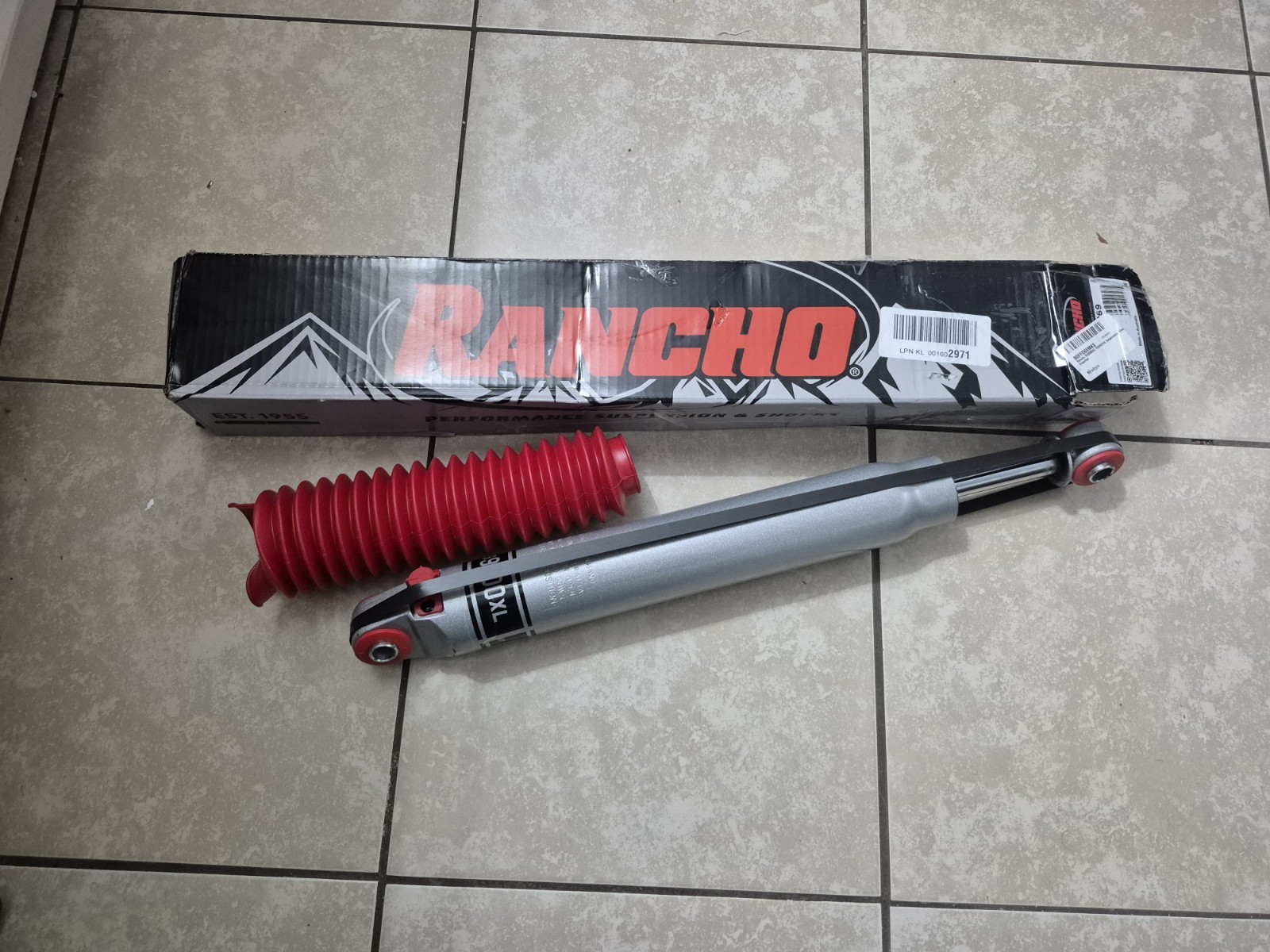Rancho RS994269 Rear Shock Absorber RS9000XL Gas for Silverado Sierra RAM #1142U Rancho RS994269 Rear Shock Absorber RS9000XL Gas for Silverado Sierra RAM #1142U