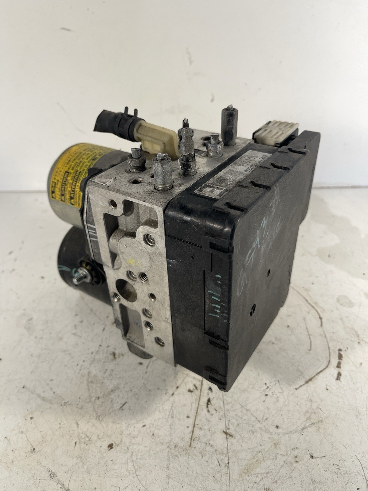 06-11 Lexus GS430 GS350 ABS Anti Lock Brake Pump Actuator Module 44510-30260 OEM 06-11 Lexus GS430 GS350 ABS Anti Lock Brake Pump Actuator Module 44510-30260 OEM