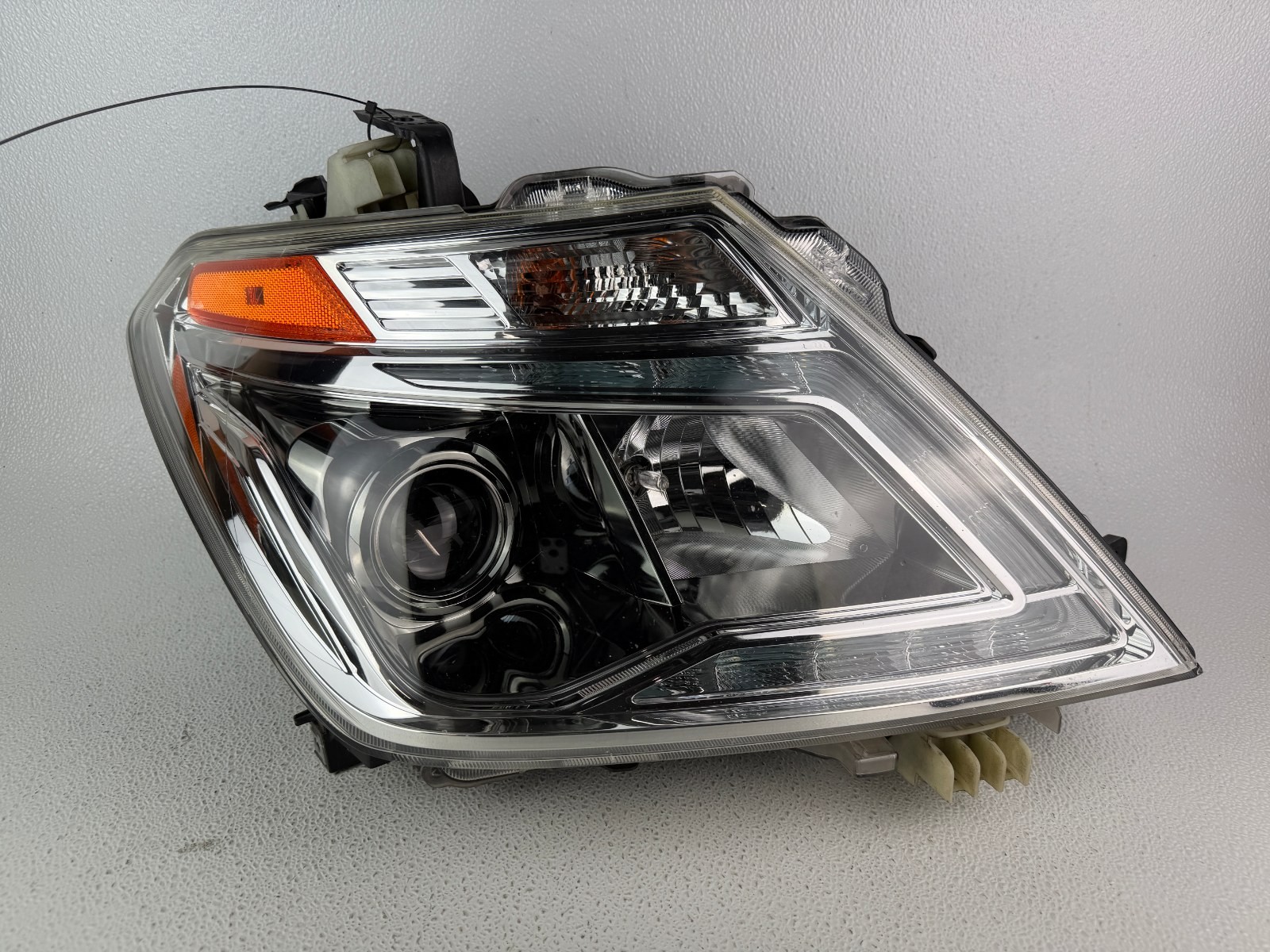 2017-2020 Nissan Armada Headlight RH Right Passenger Side LED OEM 151