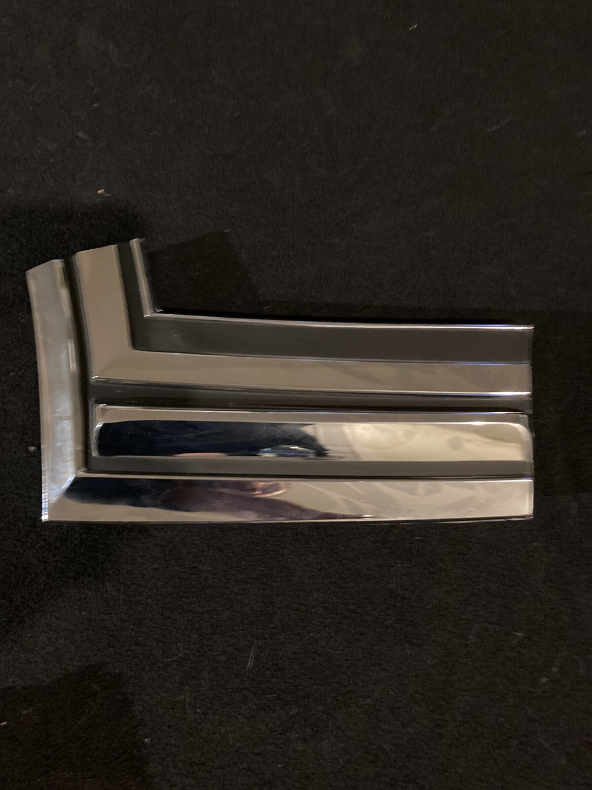 ✅ NOS 1968 Oldsmobile Delta Custom Fender Die Cast trim 68 Olds 399854 R. Front ✅ NOS 1968 Oldsmobile Delta Custom Fender Die Cast trim 68 Olds 399854 R. Front