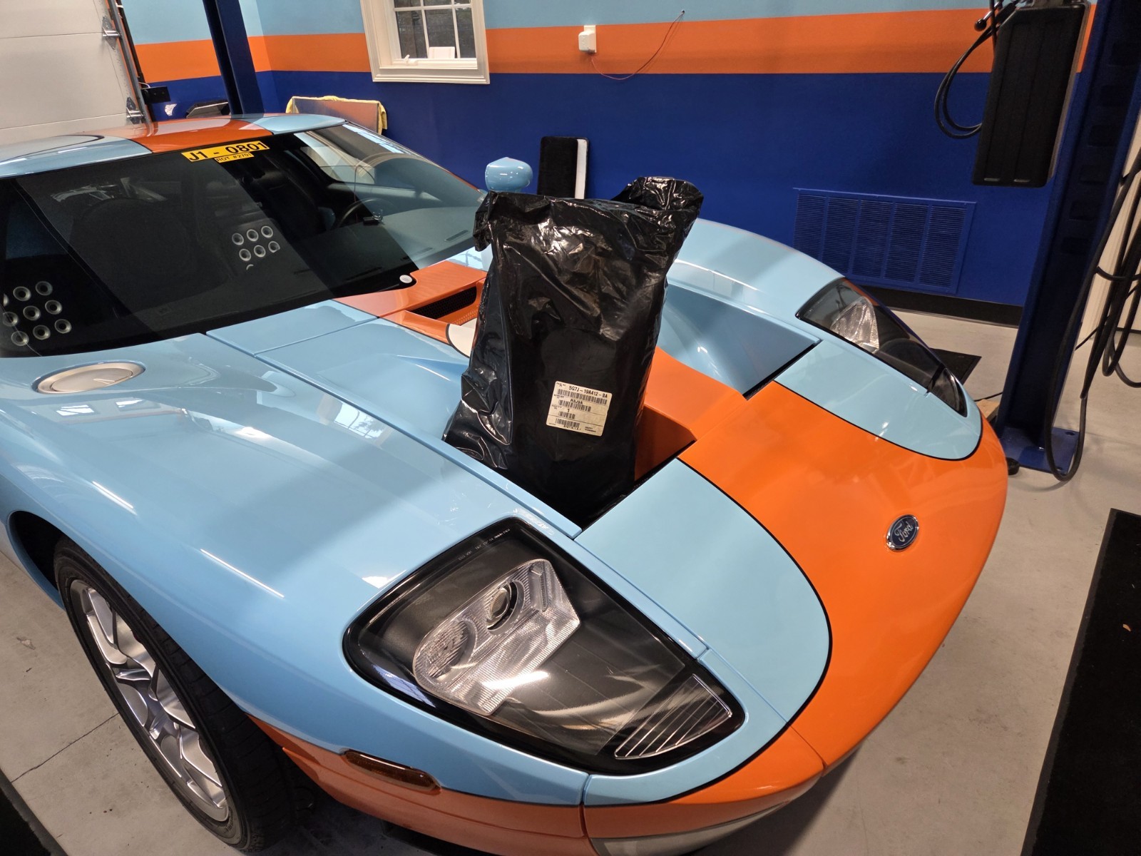 2005 2006 ford GT supercar Car Cover AND CARRY BAG factory packaged