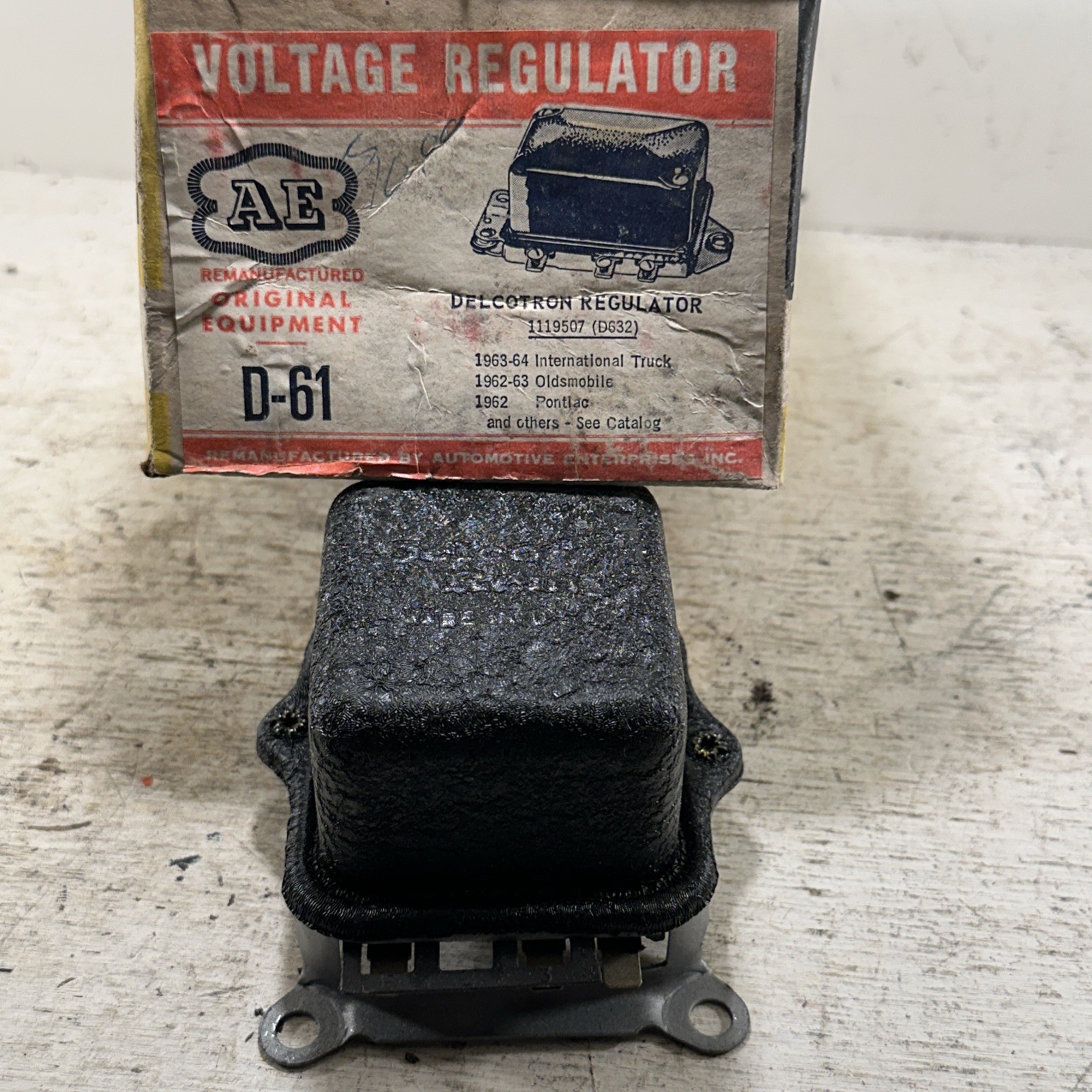 Vintage Original GM Remy D-61 Voltage Regulator 1962-63 Olds 63-64 International