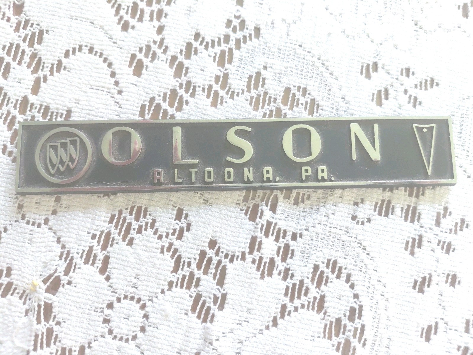 Vtg OLSEN Buick-Oldsmobile Altoona Pa CHROME DEALER TRUNK EMBLEM-NOS Vtg OLSEN Buick-Oldsmobile Altoona Pa CHROME DEALER TRUNK EMBLEM-NOS