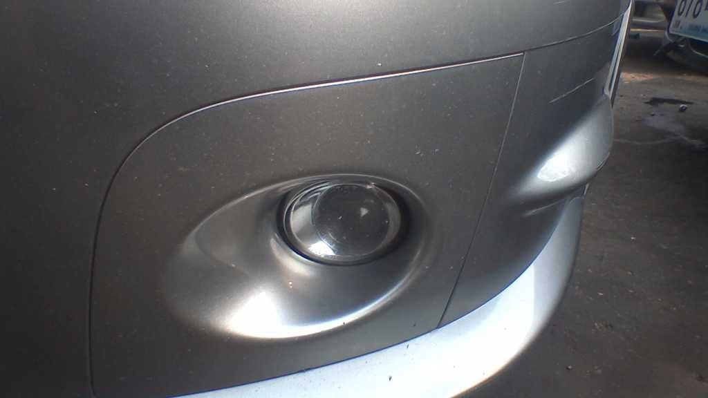 Driver Corner/Park Light Fog-driving Bumper Mounted Fits 06-07 IMPREZA 268692