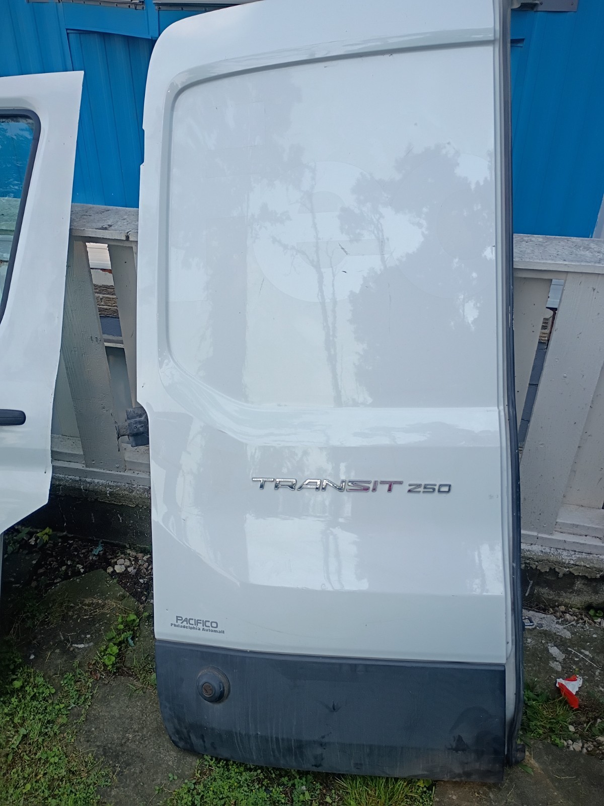 2015-2026 Ford Transit 150 250 350 Driver Rear Back Door Medium Roof White OEM