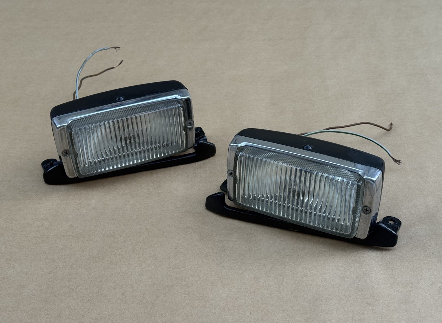 1972-1989 Mercedes W116 R107 Left & Right Bosch Fog Lights (PAIR) OEM