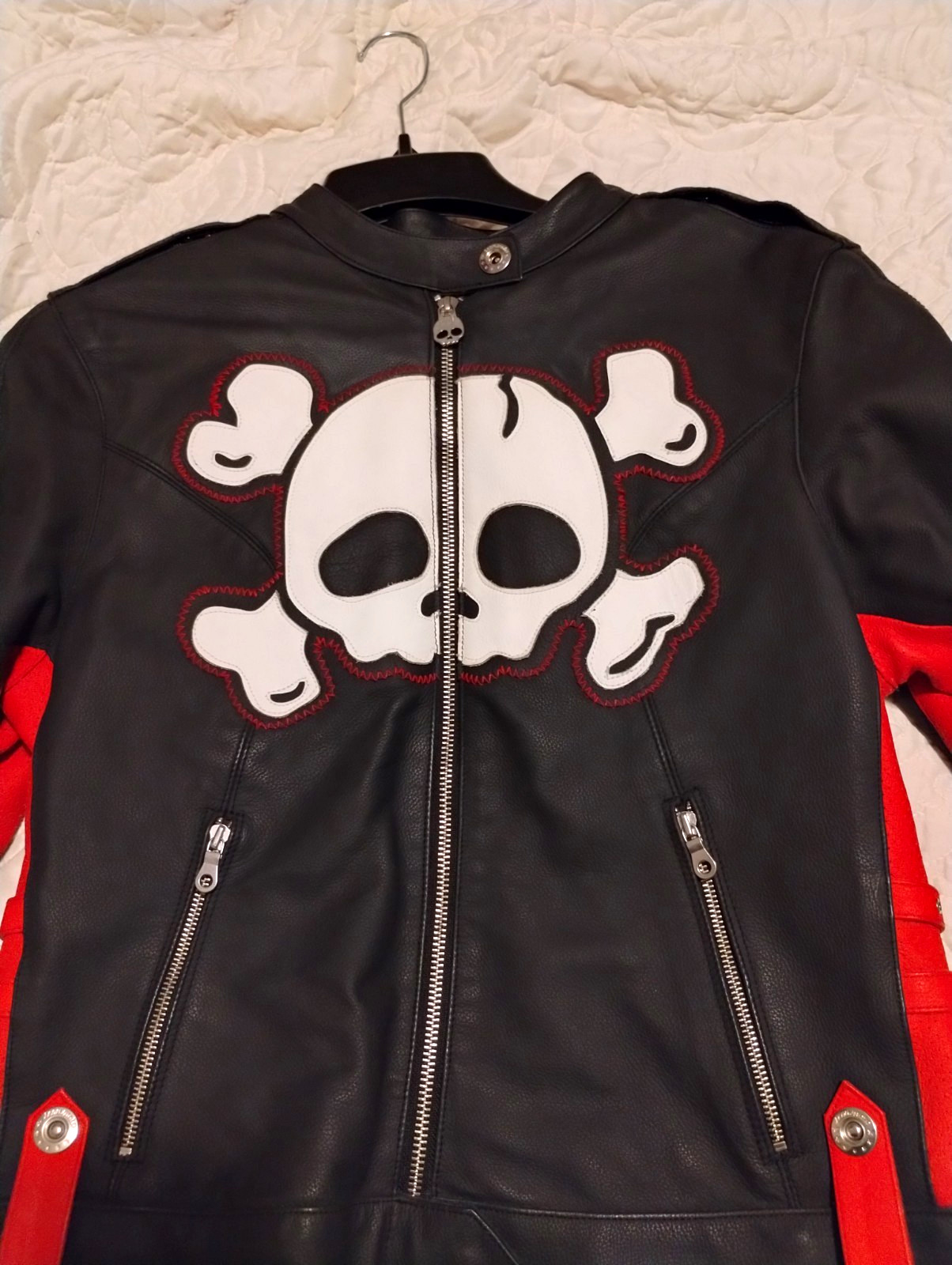 Women's Icon Hella Crossbones Leather Motorcycle Jacket XL Women's Icon Hella Crossbones Leather Motorcycle Jacket XL