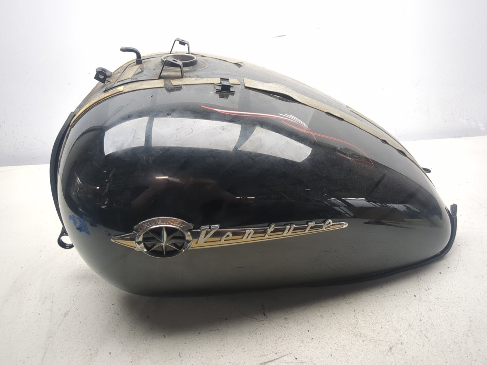 99-13 Yamaha Royal Star Venture XVZ1300 Gas Fuel Tank 4XY-Y2410-10-02