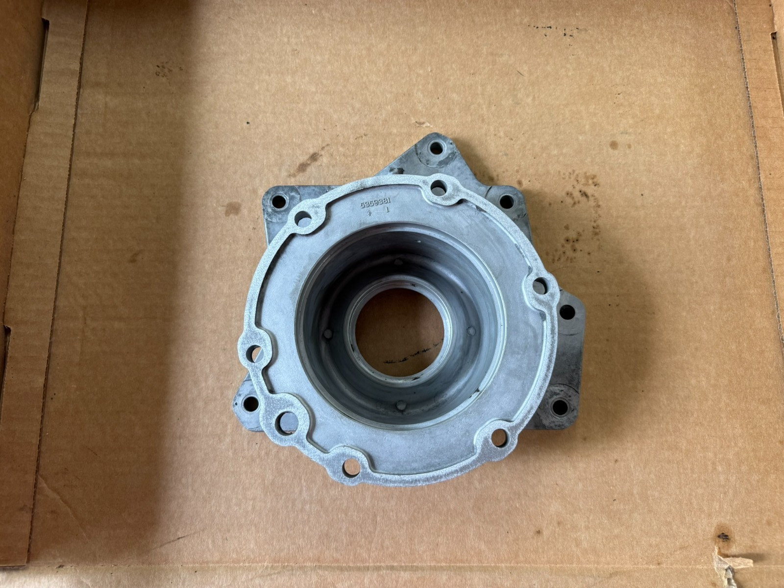 Jeep T176 4 SPEED ADAPTER  TO DANA 300 CJ5 CJ7 CJ8 5359381