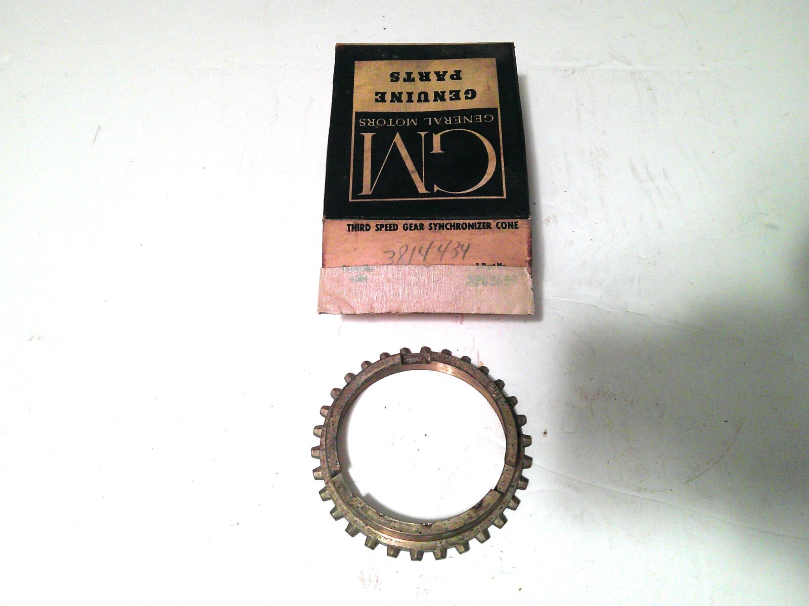 NOS  1955-1964 CHEVY GMC TRUCK 4-SPEED TRANSMSSION 3RD GEAR SYNCHRONIZER CONE