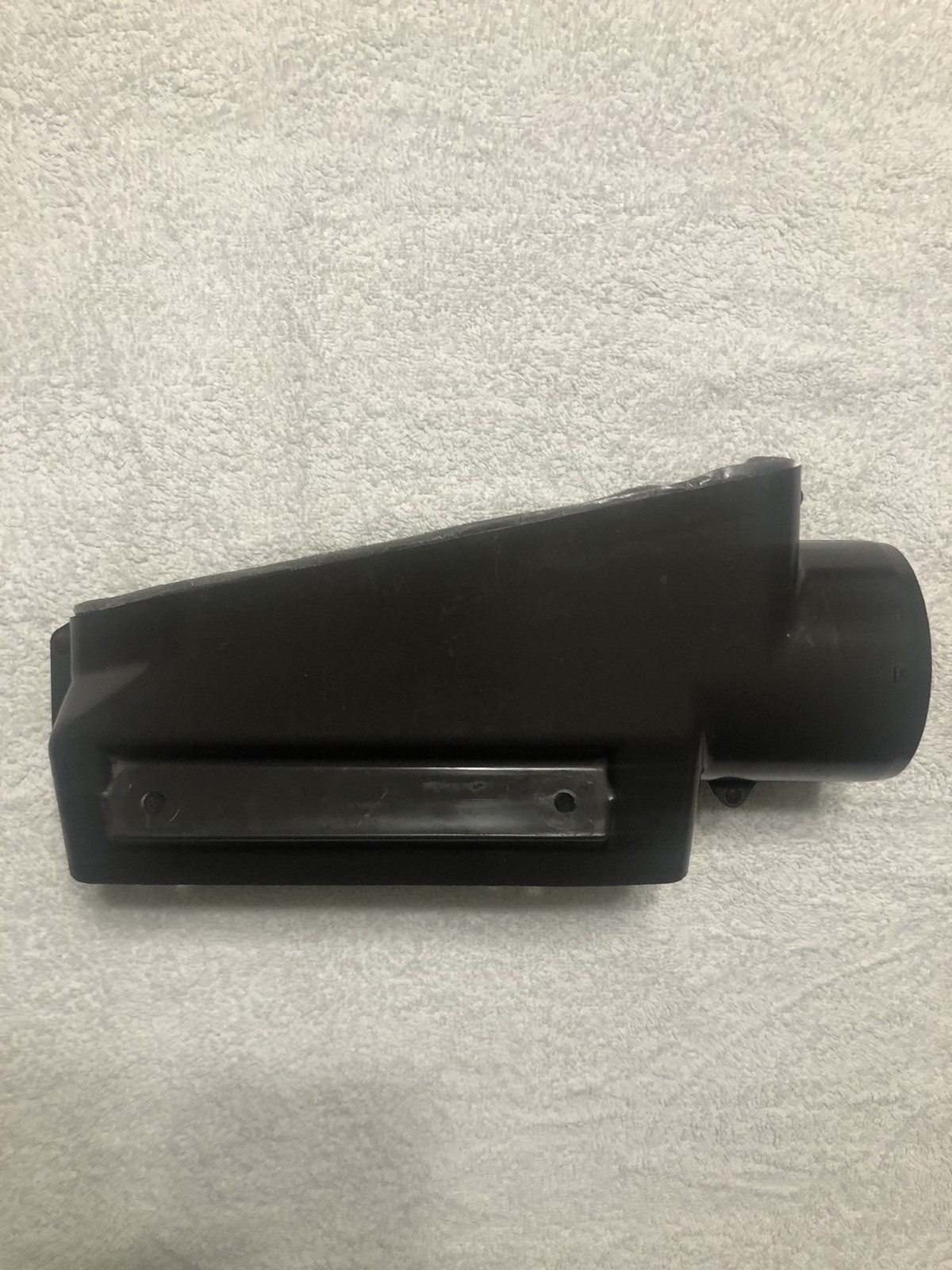 69 70 71 72 73 74 CHEVROLET NOVA VENTURA ORIGINAL CENTER DASH A/C DUCT 3937118