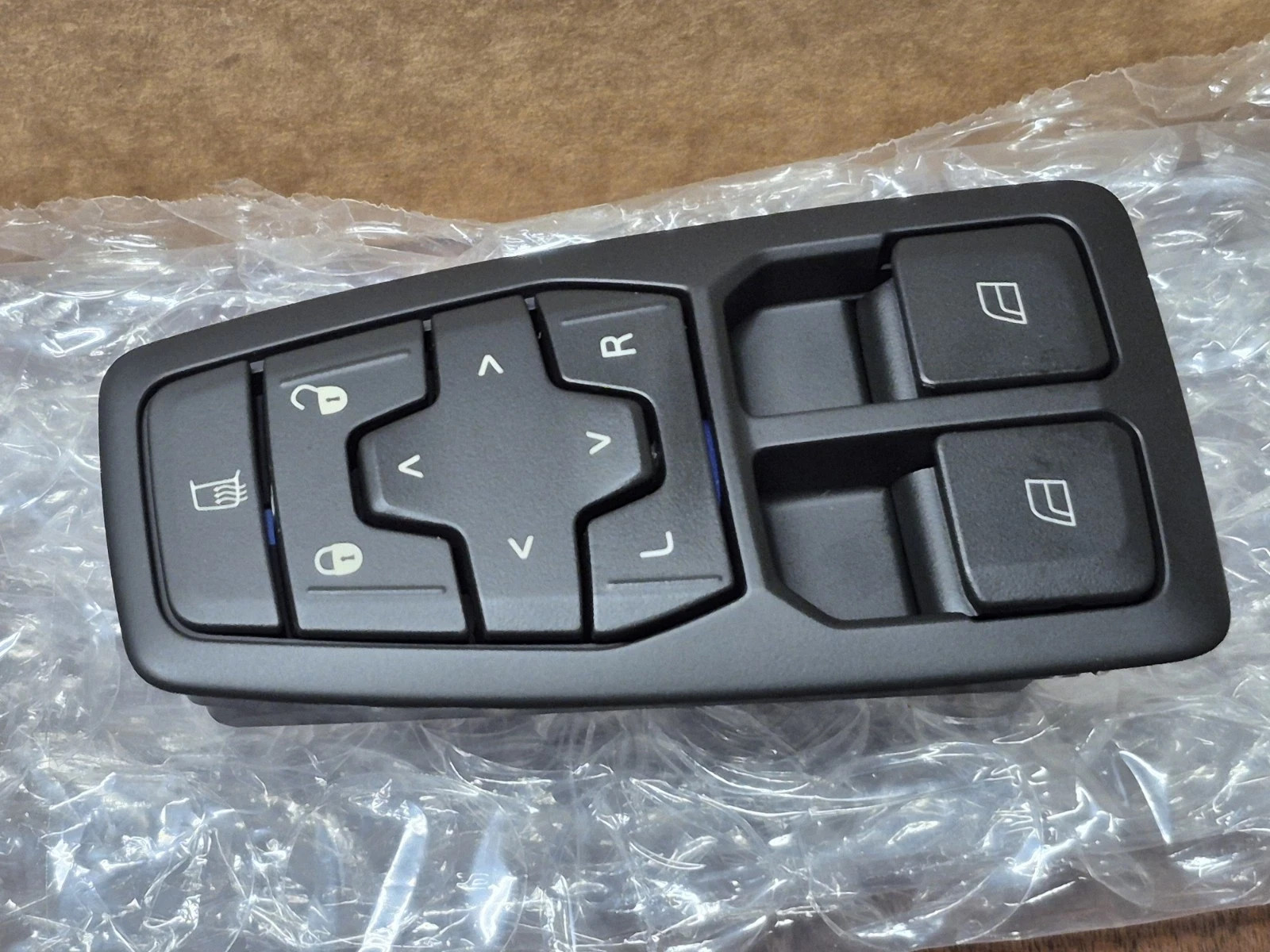 24201767 Window and Mirror Control Switch LH (DRIVER) VOLVO OEM Genuine