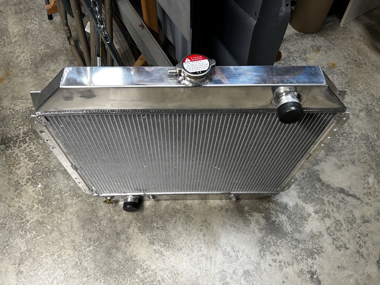 3 Row Aluminum Core Radiator For 1978-79 Bronco V8 1968-1979 Ford F100 F150 F250