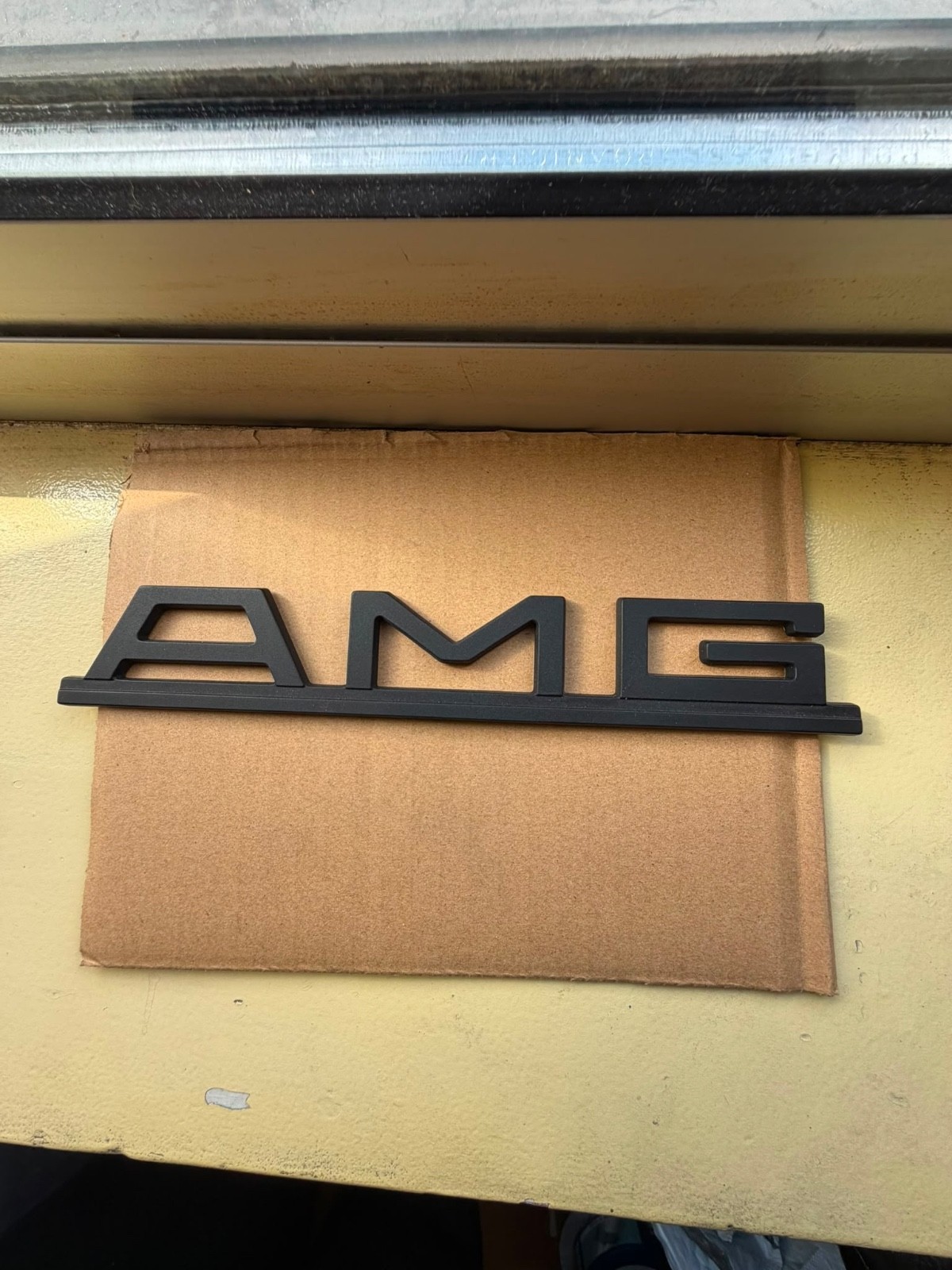 AMG PRE MERGER PLASTIC TRUNK EMBLEM BADGE W126 560SEC JAPAN RARE LORINSER BRABUS AMG PRE MERGER PLASTIC TRUNK EMBLEM BADGE W126 560SEC JAPAN RARE LORINSER BRABUS