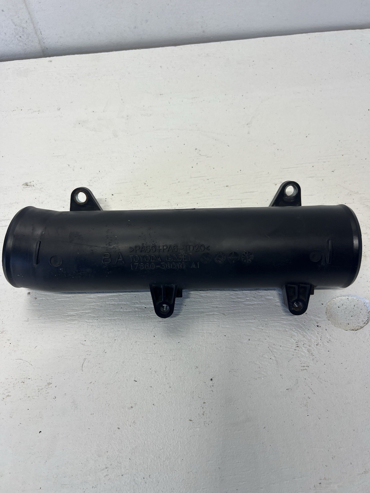 17860-36010 LEXUS TOYOTA NX200t NX300 RX350 RX450H 2 CONNECTOR, INTAKE AIR OEM