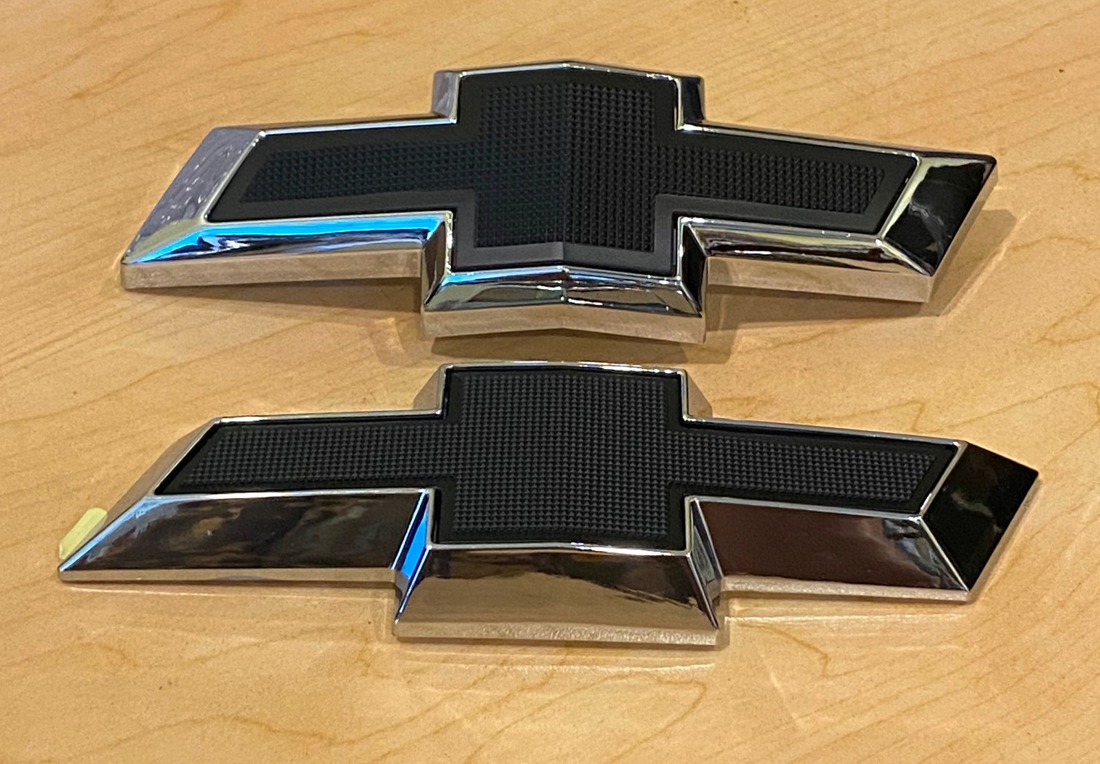 Front Rear Set Chrome Black Emblem Bowtie Blackout Fits Chevy Camaro 2014 - 2023