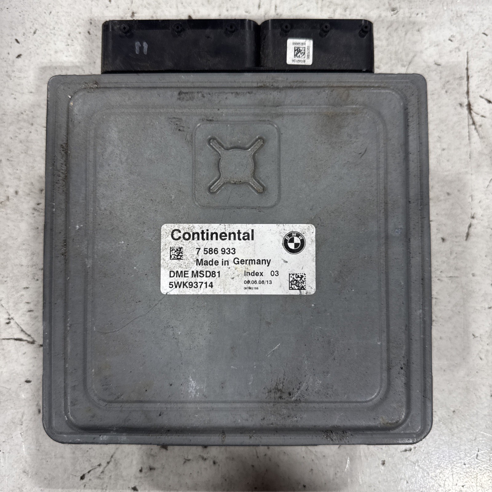 2007 - 2010 BMW 135i 335i 535i ECU ECM ENGINE CONTROL MODULE UNIT MSD81 7586933 2007 - 2010 BMW 135i 335i 535i ECU ECM ENGINE CONTROL MODULE UNIT MSD81 7586933