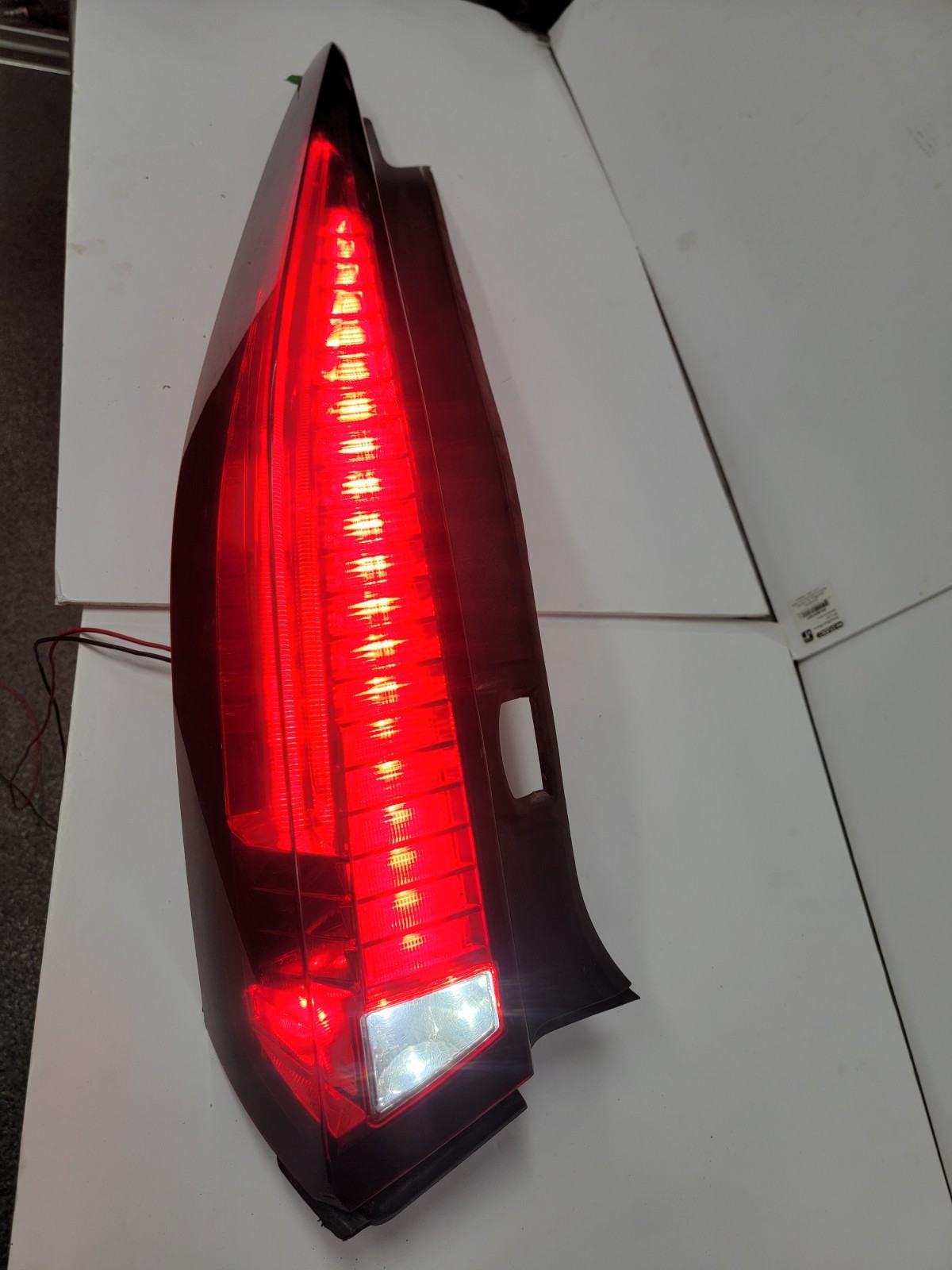 ⭐⭐ 10-14 Cadillac CTS CTS V Wagon Left Taillight 22840761 TESTED⭐⭐ ⭐⭐ 10-14 Cadillac CTS CTS V Wagon Left Taillight 22840761 TESTED⭐⭐