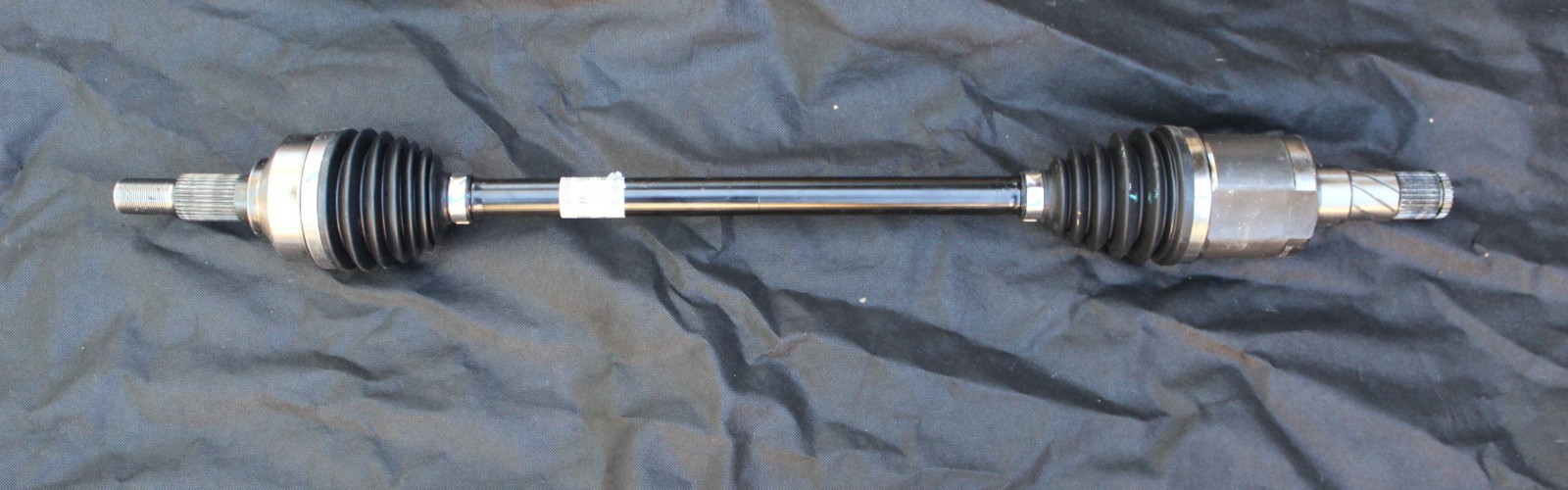 Genuine 2020-23 Tesla Model Y Rear Left Driver Side Axle Shaft OEM 1188119-00-B Genuine 2020-23 Tesla Model Y Rear Left Driver Side Axle Shaft OEM 1188119-00-B