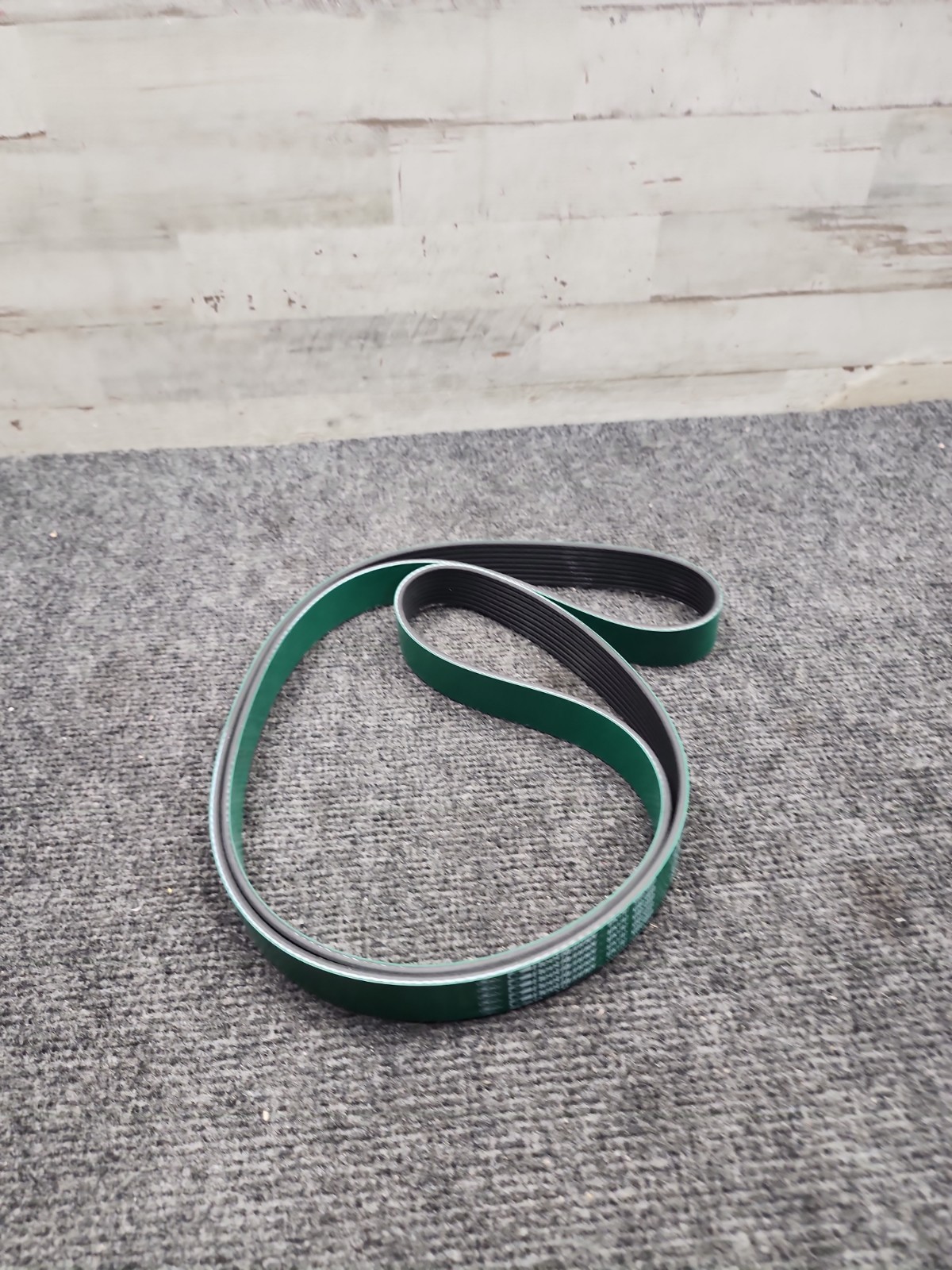 Gates K080708HD FleetRunner Micro-V Serpentine Drive Belt
